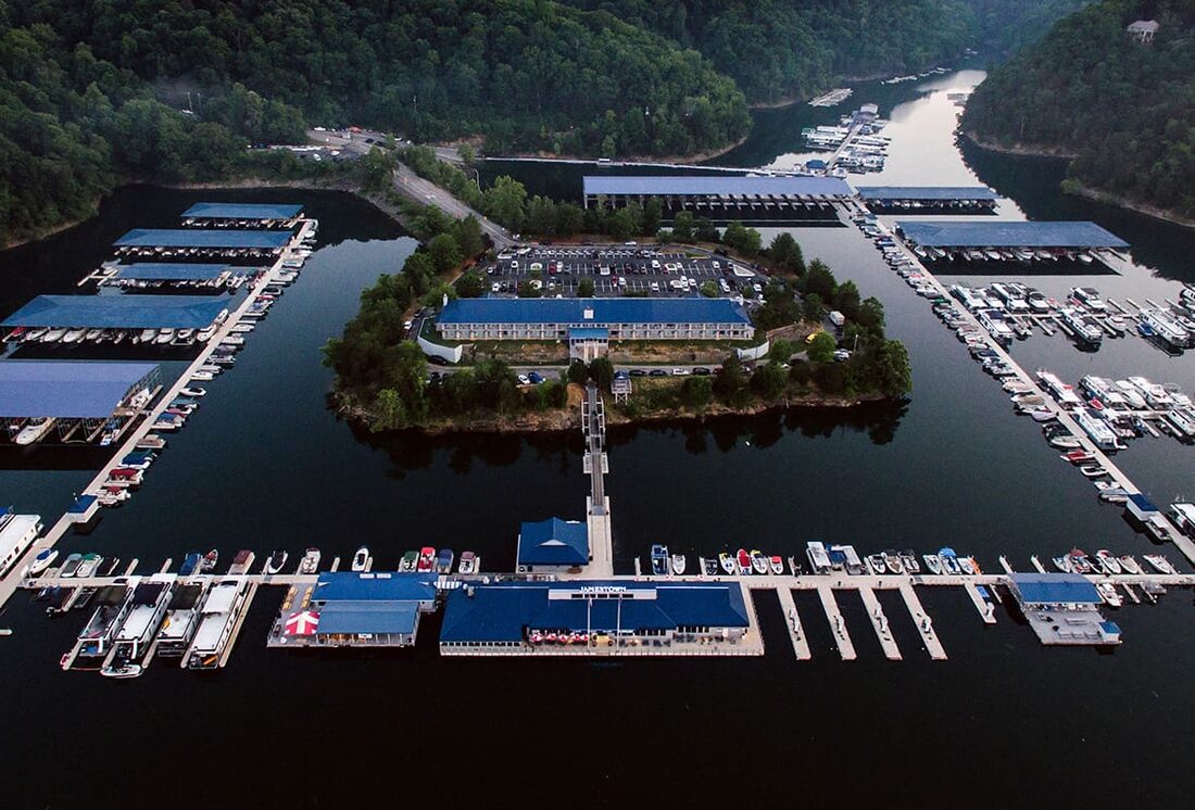 Safe Harbor Jamestown Marina